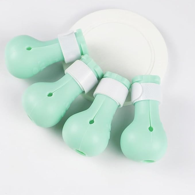 4pcs Cat Boots for Cats Only Adjustable Prickly Anti-Off Cat Shoes, Silicone Cat Claw Covers Protector Pet Botties, Kitten Mittens to Prevent Scratching for Nail Trimming Home Bathing Grooming