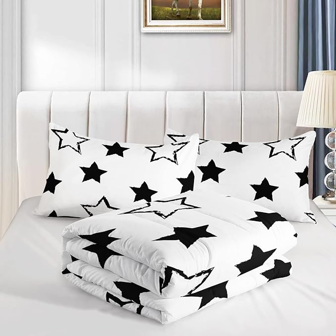 Axolotl Kids Twin Bedding Comforter Set,3Pcs Super Cute Soft Black and White Stars Quilt Set Bed in A Bag with 1 Comforter 2 Pillowcases for Kids Boys Girls Teens Adults Room Decor All Season