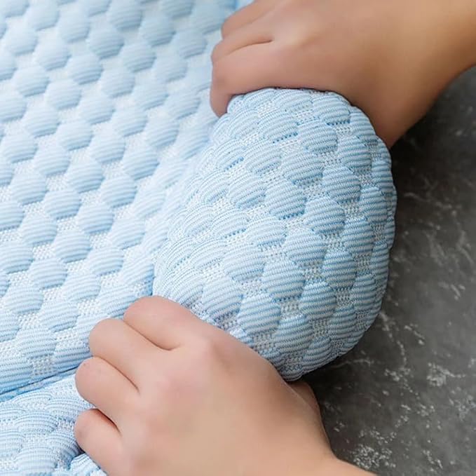 Pet Cooling Mat for Cats and Small Dogs, Self Cooling Fabric, Lightweight, Soft and Comfortable, Leak-Proof, Washable, Cozy Sleeping mat, Indoor/Outdoor (Blue, Medium)