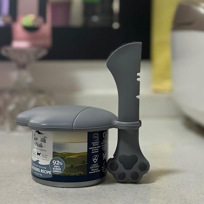 4 Pcs Cat Food Can Spoon & Can Covers | Cute Paw Silicone Pet Food Can Opener Spatula & Can Lids | Stainless Steel Wet Food Spoon for Cats and Dogs(Grey)