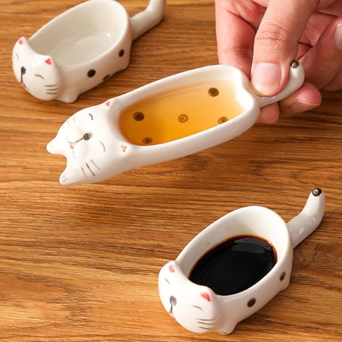 2 Pcs Cute Cats Shape Soy Sauce Dish,Cartoon Cat Small Ceramic Bowls Mini Animal Cat Plates Dipping Sauce Bowls Ceramic Sauce Dishes For Seasoning Soy Sauce Vinegar Snack Appetizers Kitchen Tableware