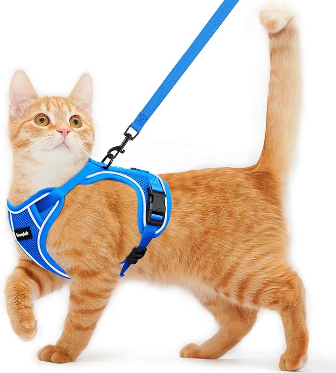 Cat Harness and Leash for Walking Escape Proof Soft Adjustable Cat Leash Breathable Comfortable Vest Easy to Wear Kitten Harness for Outdoor Travel Blue S