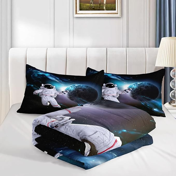 AILONEN Astronaut Comforter Set for Teens Boys Kids Girls, Space Astronaut Bedding Set Full Size,Outer Space Themed Quilted Duvet Bed Set,Planet Quilt,1 Comforter 2 Pillowcases 3 Piece