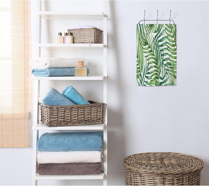 AOYEGO Green Palm Leaf Towels Watercolor Palm Leaves Tree in Tropical Rain Jungle Bathroom Kitchen Hand Towels Beach Bath Face Towels for Yoga Swim Golf 15x30 Inch