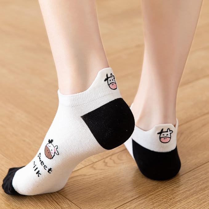 5 Pairs Cute Cow Embroidery Cotton Socks for Women - Black White Short Casual Ankle Socks
