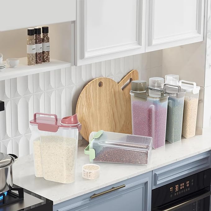 5-7Lbs Airtight Pet Storage Container For Cat Dog Bird Food and Keep Fresh, Translucent Body,Upgraded large nozzle for easy pouring With handle design Easy to carry when going out-pink