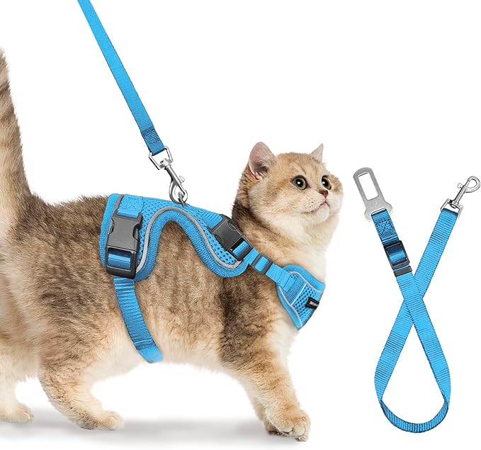 Cat Car Harness, Cat Harness and Leash Set, Soft and Breathable Vest with Reflective Strip, Anti Escape Adjustable Cat Harness, Easy to Wear for Cats Walking and Traveling, Blue, M