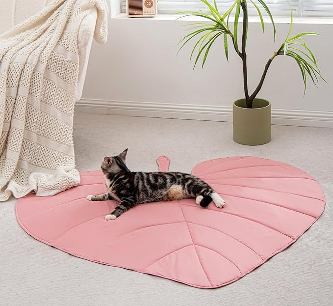 Dropshipful Dog Blanket for Large Dog, Leaf Shaped Cotton Pet Blanket, Cat Blanket for Indoor Cat, Leaves Blanket for Bed, Couch, Sofa Protection (47"x43", Pink)