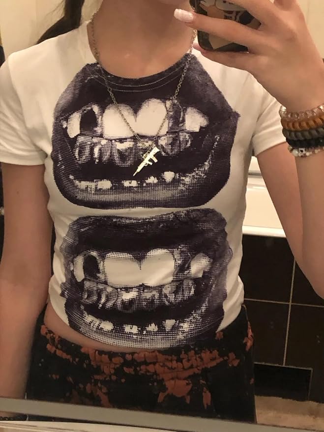 Baby Tees Y2k Shirt 2000s Fashion Cute Shirts 90s Outfit Woman Graphic Tees Y2k Vintage Clothes