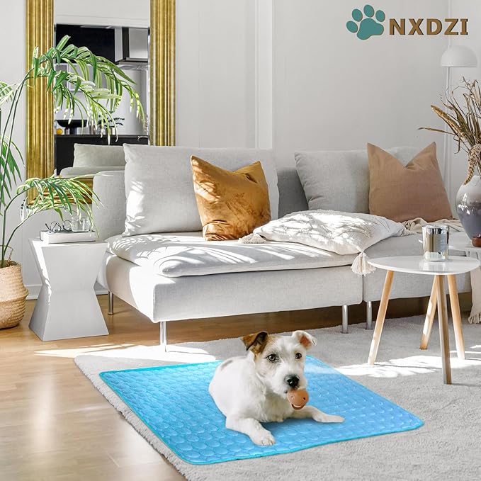 Dog Cooling Mat, Cooling Bed for Dogs Easy Washable Cooling Pad for Dog for All Types of Pets and is Perfect for Both Indoor and Outdoor Use, Including Car Seats 40" x 28"