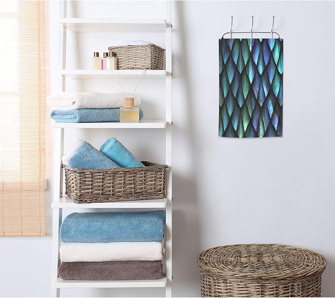 AOYEGO Green Blue Mermaid Scales Kitchen Towel Fish Sequin Blue Hand Towel Soft Absorbent Microfiber Towels for Hair Spa Hotel 15x30 Inch