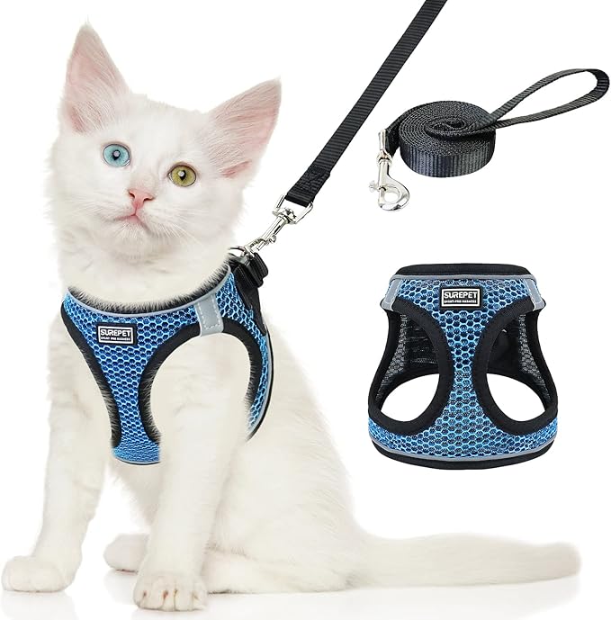 Cat Harness and Leash Set for Walking Escape Proof,Adjustable Soft Kittens Vest with Reflective Strip for Small Cats,Easy to Control