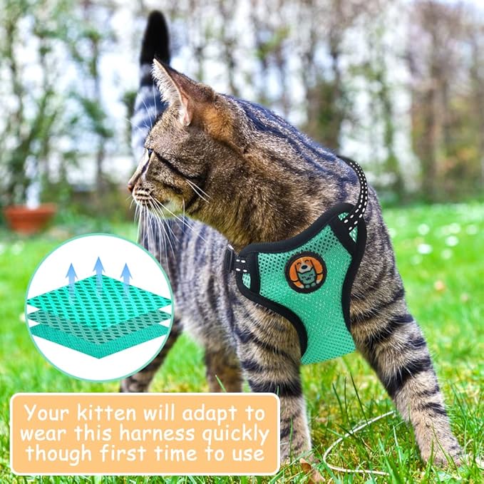 Cat Harness and Leash Escape Proof, Adjustable Cat Leash and Hareness Set for Cats Walking and Small Dogs, Durable Cat Vest with Reflective Strap Comfort Fit for Indoor and Outdoor Use