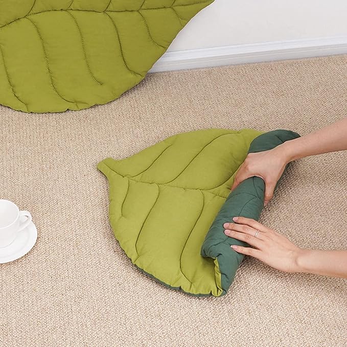 Plush Polypropylene Pet Bed Mat for Cats and Dogs, Green Leaf Style, 70x60x6cm