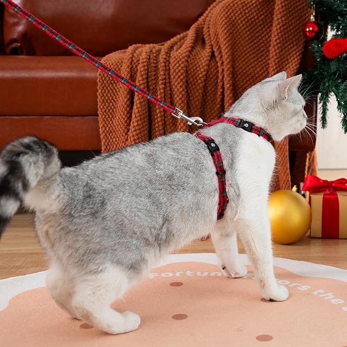 azuza Christmas Plaid Cat Harness and Leash for Walking Escape Proof, Classic Plaid Cat Harness, Soft Adjustable Harness for Cats Neck Girth: 7"-10", Chest Girth: 10"-17"