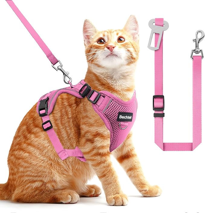 Cat Harness and Leash for Walking, The Upgrade Can be Adjusted in Four Directions and Breathable Cat Harness for Anti Escape That can be Fitted and Positioned, Reflective Strips Harness, Pink,S