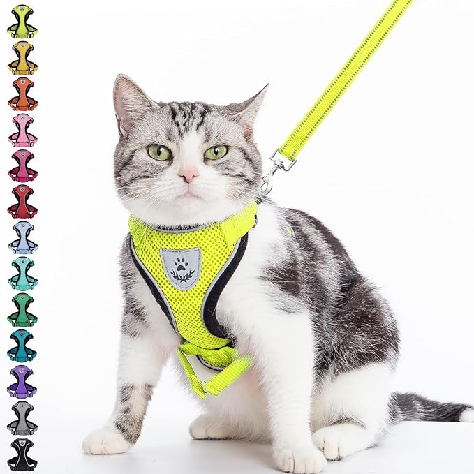 PUPTECK Cat Harness and Leash Set Escape Proof Reflective Cat Walking Harness Adjustable Soft Breathable Mesh Vest for Small Pets, Fluorescent Yellow, M