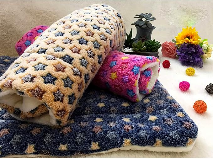 FJWYSANGU Pet Blanket Premium Fluffy Flannel Cushion Soft and Warm Mat for Dogs Cats Small Size Animal Yellow Stars