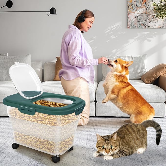 Airtight Dog Food Storage, Collapsible Pet Food Container 17-20 lb with Castors, Plastic Dog Food Bin with Pet Food Scoop & Measuring Cup for Dry Food Storage(green)