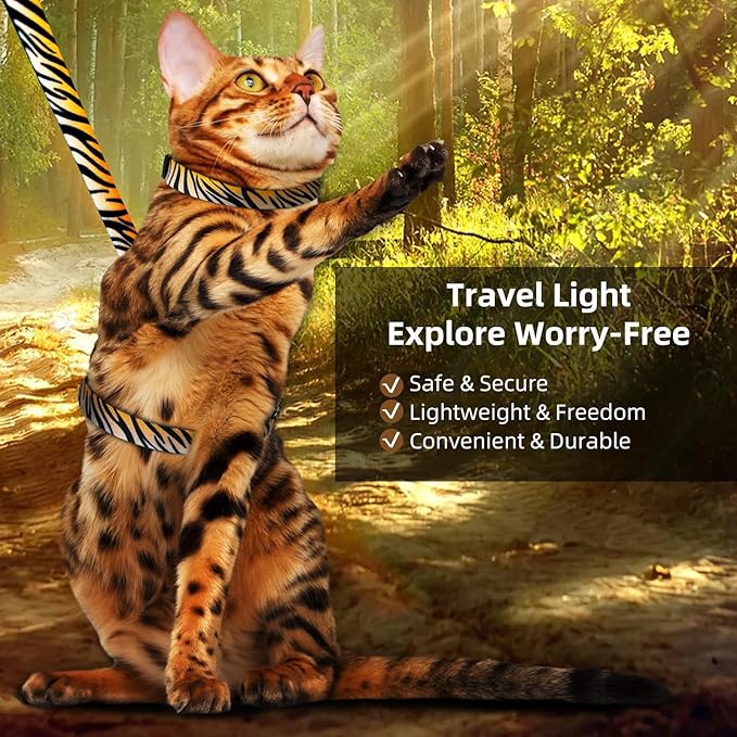Cat Harness and Leash Escape Proof, Adjustable Soft Cat Collar and Leash for Outdoor Walking & Travel with Breathable Nylon, 4.9ft Kitten Leash - Lightweight & Safe Medium Cat Harness [S]
