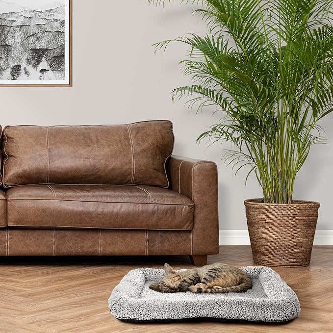 Max & Marlow Dog Bed Dog Couch Bed Washable Dog Bed Crate Mat Dog & Cat Bed, Non Slip Bottom, Gray, 23" L x 15" W x 3.5" Th